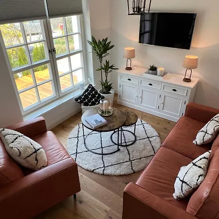 Stilvolle Sweet Magnolia Apartment Kuehlungsborn